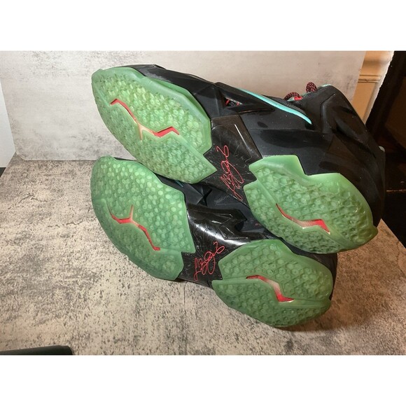 Nike Lebron 11 XI Diffused Jade Black Size 12 Sneakers 616175-004 main image 4